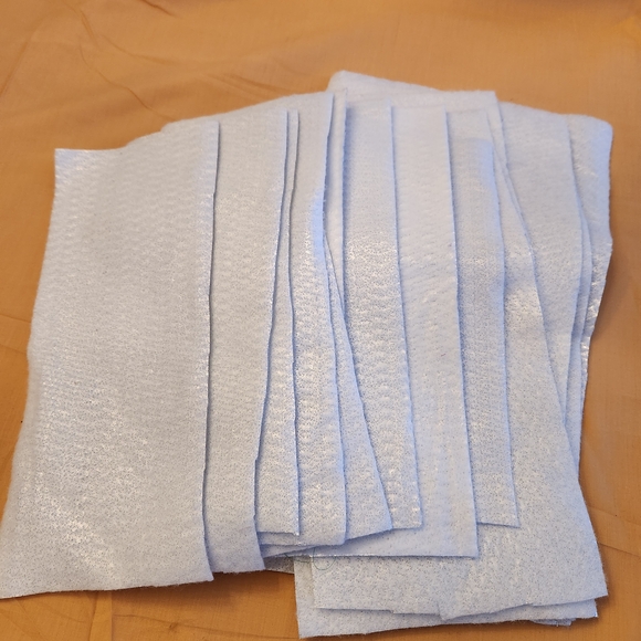 Assorted Batting Scraps For Small Ptojects. - Picture 8 of 15